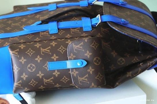 WIS CHRISTOPHER LOUIS MM VUITTON 1011